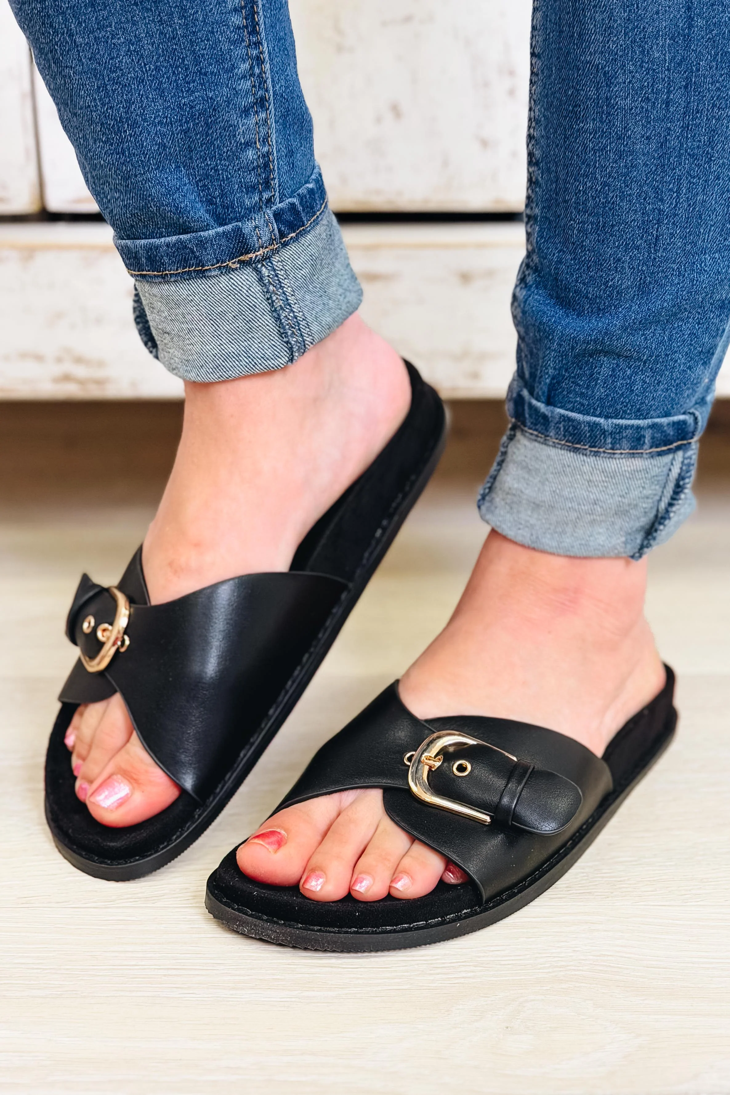Corky's Passport Sandals - Black