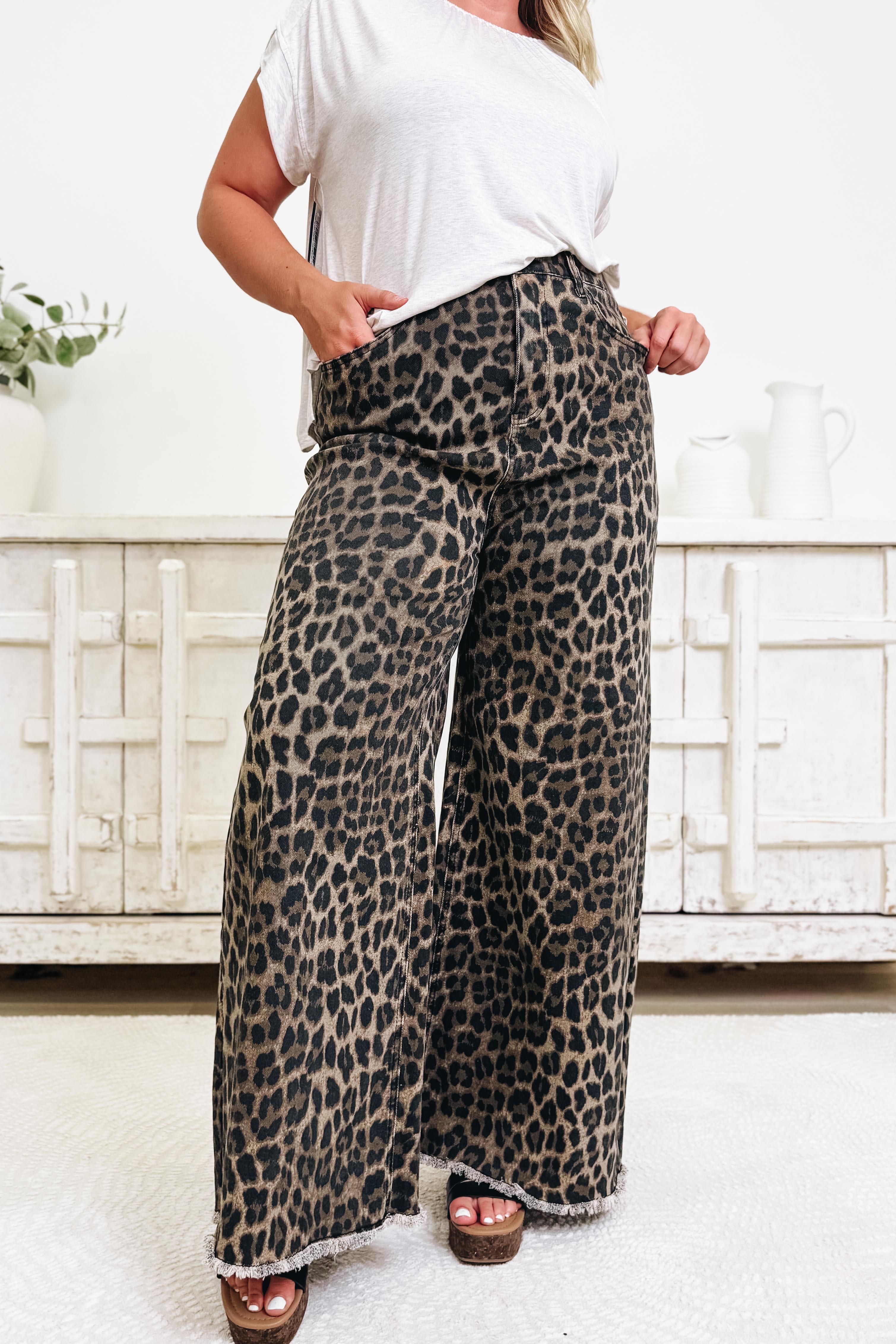 On The Prowl By Saige Denim - Wide Leg Jeans - Image 5
