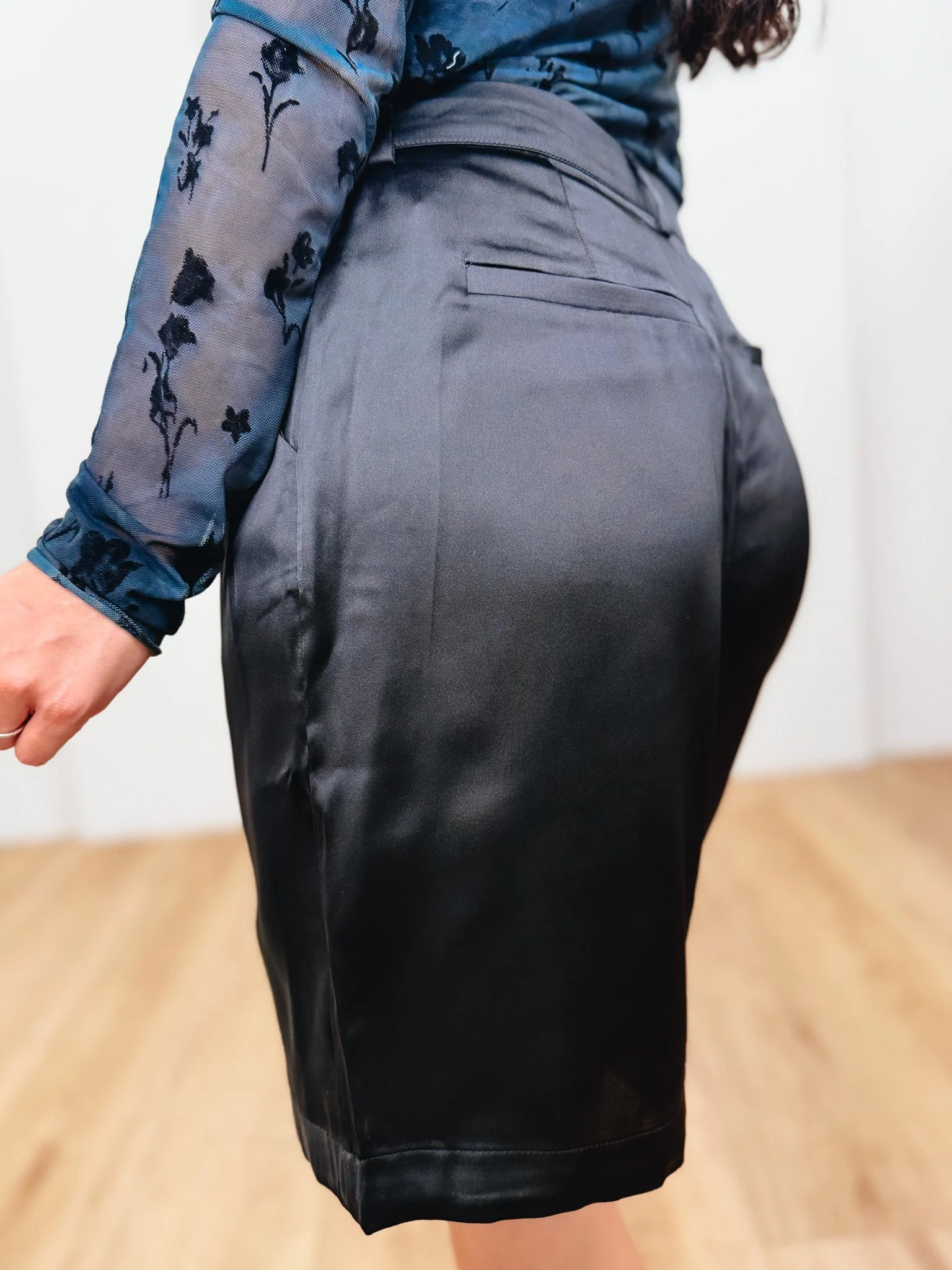 Satin Flow Pleated Shorts - Image 3