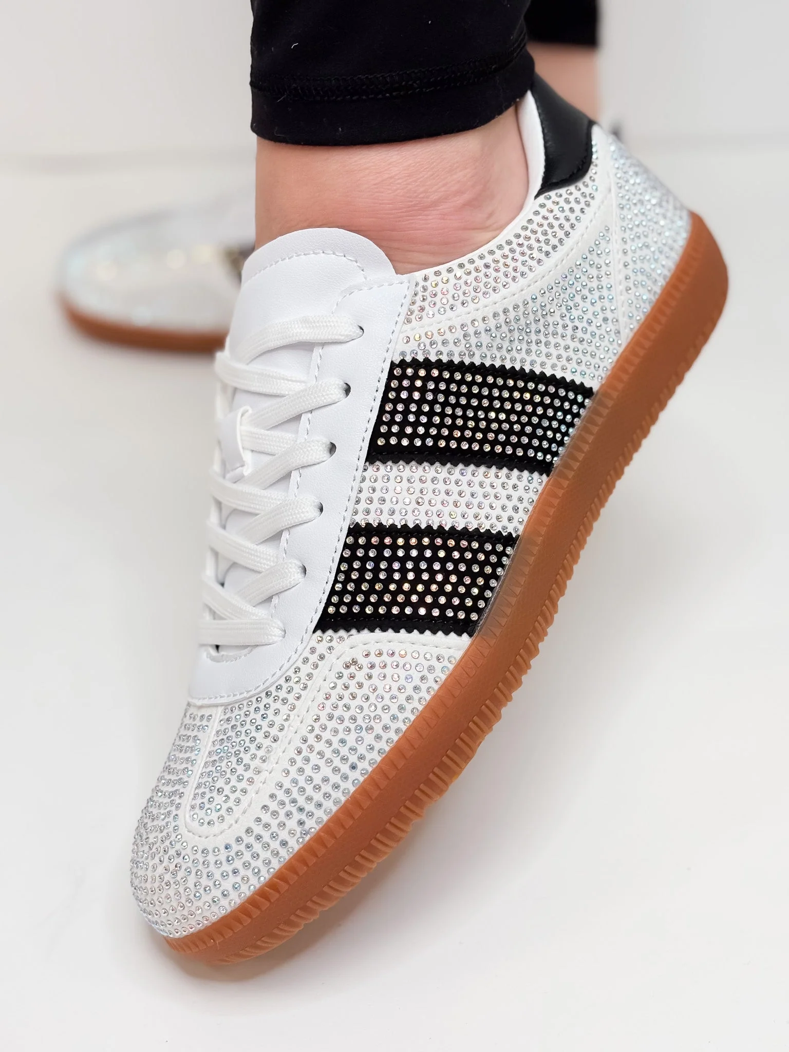 The Lennon Sneakers - White Combo